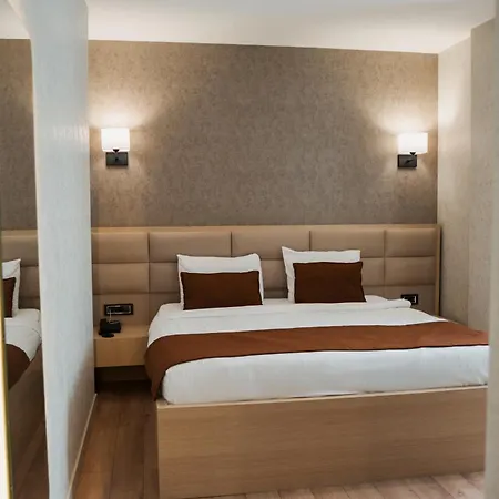 Hotel North Star 3*
